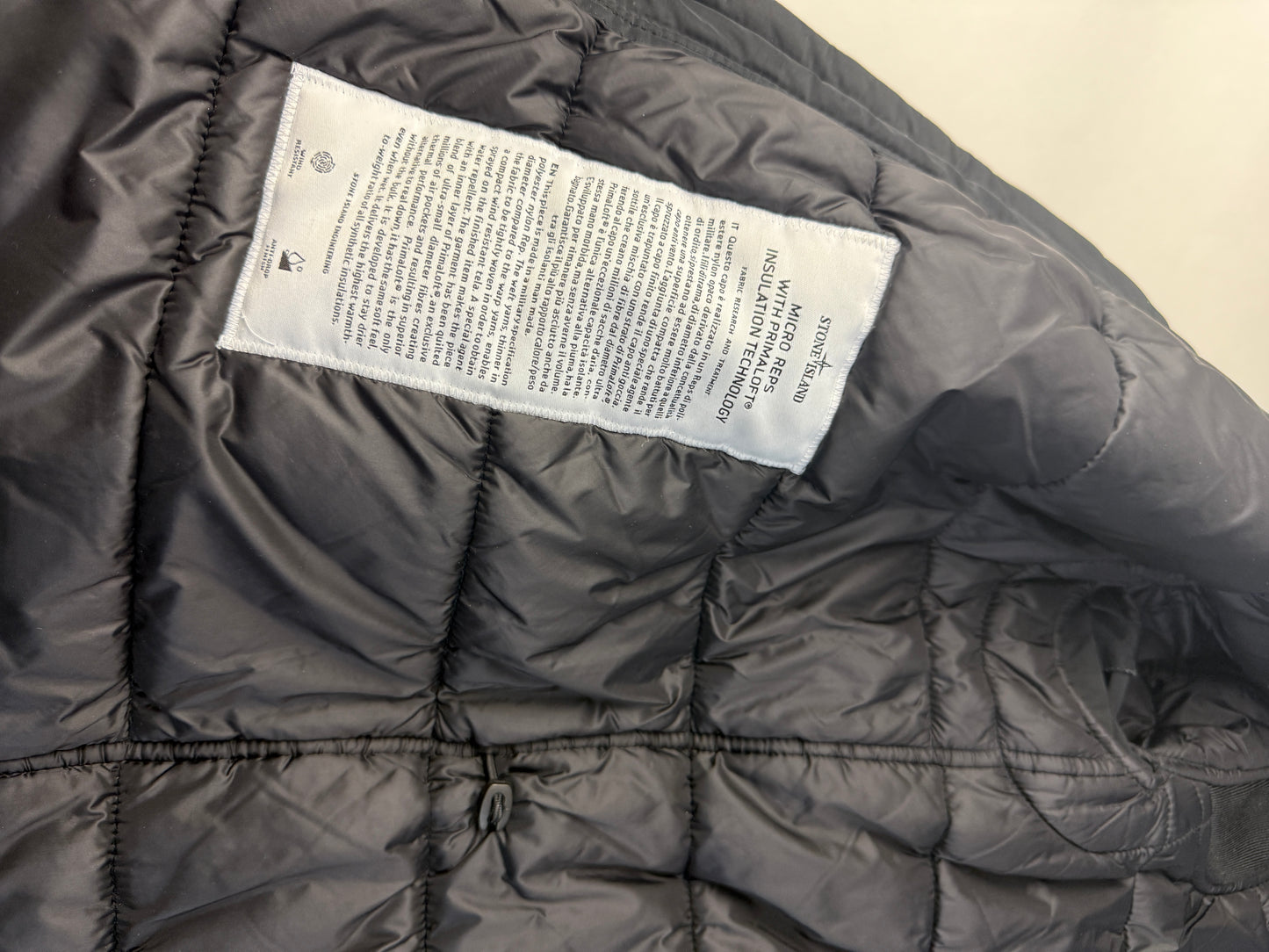 Stone Island with primaloft insulation technology