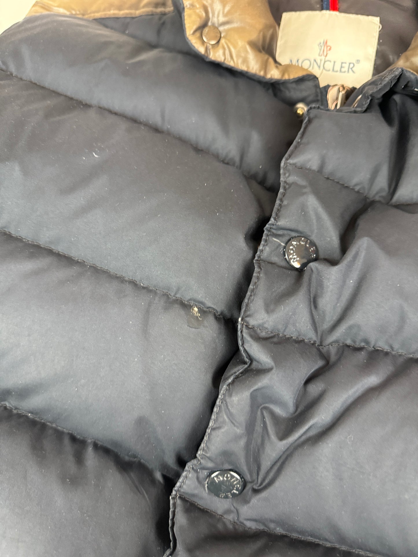 Moncler väst Cheval down Gilet